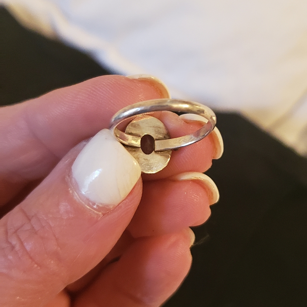 Ring - Picture 2 of 3